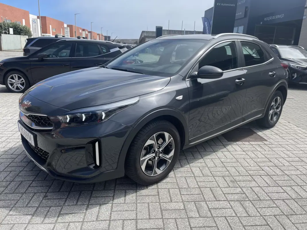 Kia XCeed 2025 - 19900 EUR, 24000 km - AUTO.MOTO.pt - 24000km - foto 3 de 16