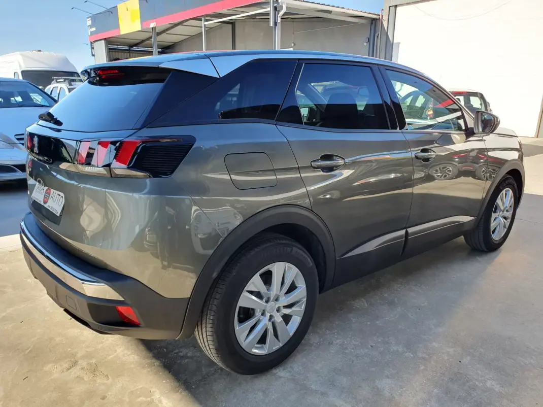 Peugeot 3008 2019 - 17 EUR, 80000 km - AUTO.MOTO.pt - 80000km - foto 6 de 26