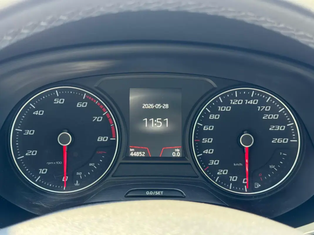 SEAT Leon 2020 - 14790 EUR, 44849 km - AUTO.MOTO.pt - 44849km - foto 12 de 20