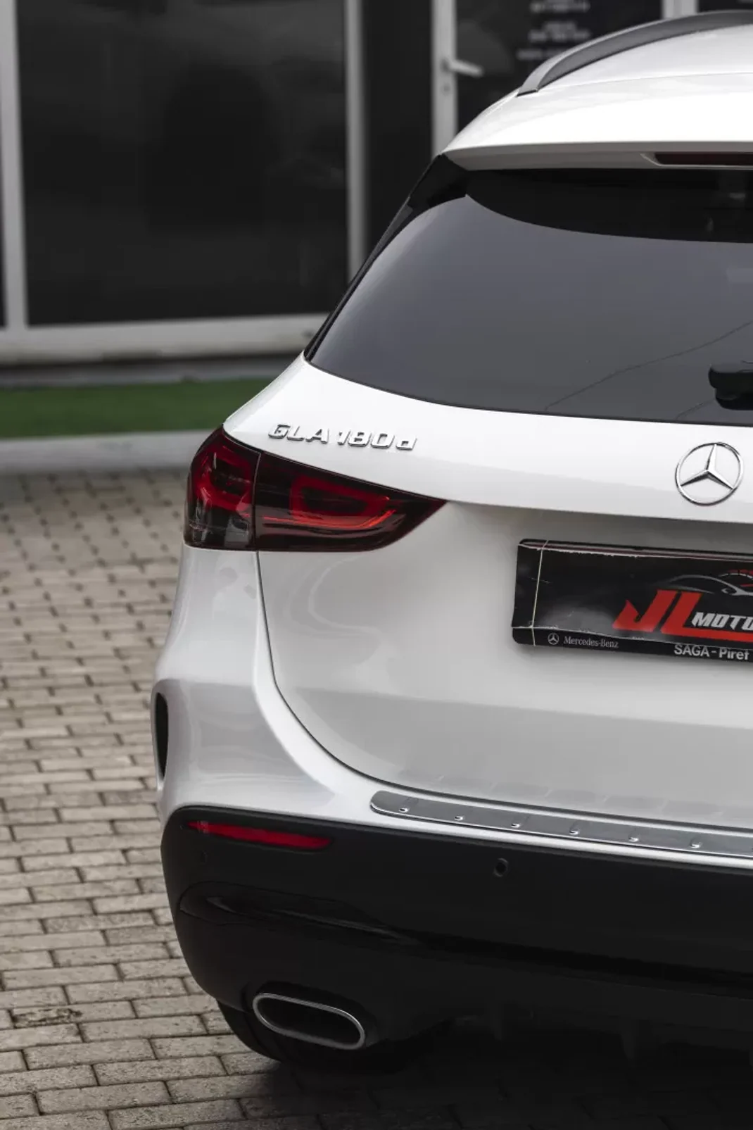 Mercedes-Benz GLA 180 2021 - 41900 EUR, 54000 km - AUTO.MOTO.pt - 54000km - foto 24 de 29