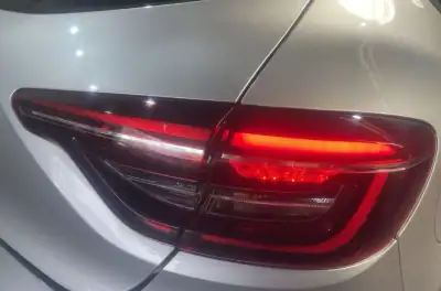 Renault Clio 2019 - 14480 EUR, 30000 km - AUTO.MOTO.pt - 30000km - foto 32 de 50