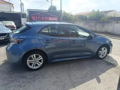 Toyota Corolla 2021 - 20900 EUR, 66527 km - AUTO.MOTO.pt - 66527km - foto 16 de 22