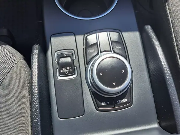 BMW i3 2019 - 28500 EUR, 89000 km - AUTO.MOTO.pt - 89000km - foto 32 de 45