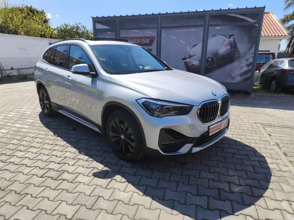 BMW X1 2020 - 27900 EUR, 94000 km - AUTO.MOTO.pt - 94000km - foto 3 de 21