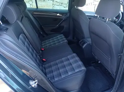 Volkswagen Golf 2013 - 17490 EUR, 214500 km - AUTO.MOTO.pt - 214500km - foto 15 de 17