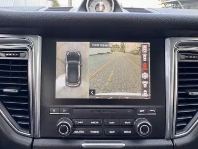 Porsche Macan 2016 - 45990 EUR, 132000 km - AUTO.MOTO.pt - 132000km - foto 22 de 34