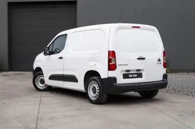 Citroën Berlingo hdi 2021 - 14900 EUR, 116000 km - AUTO.MOTO.pt - 116000km - foto 7 de 23