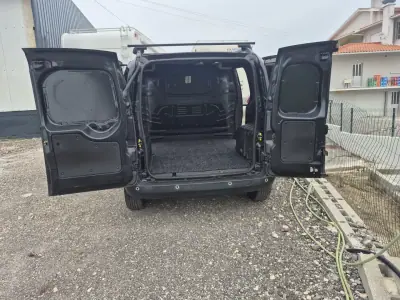 Fiat Fiorino 2018 - 9400 EUR, 179900 km - 179900km - foto 9 de 10
