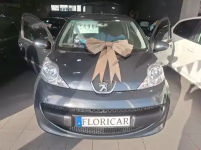 Peugeot 107 2008 - 4500 EUR, 127195 km - AUTO.MOTO.pt - 127195km - foto 5 de 14
