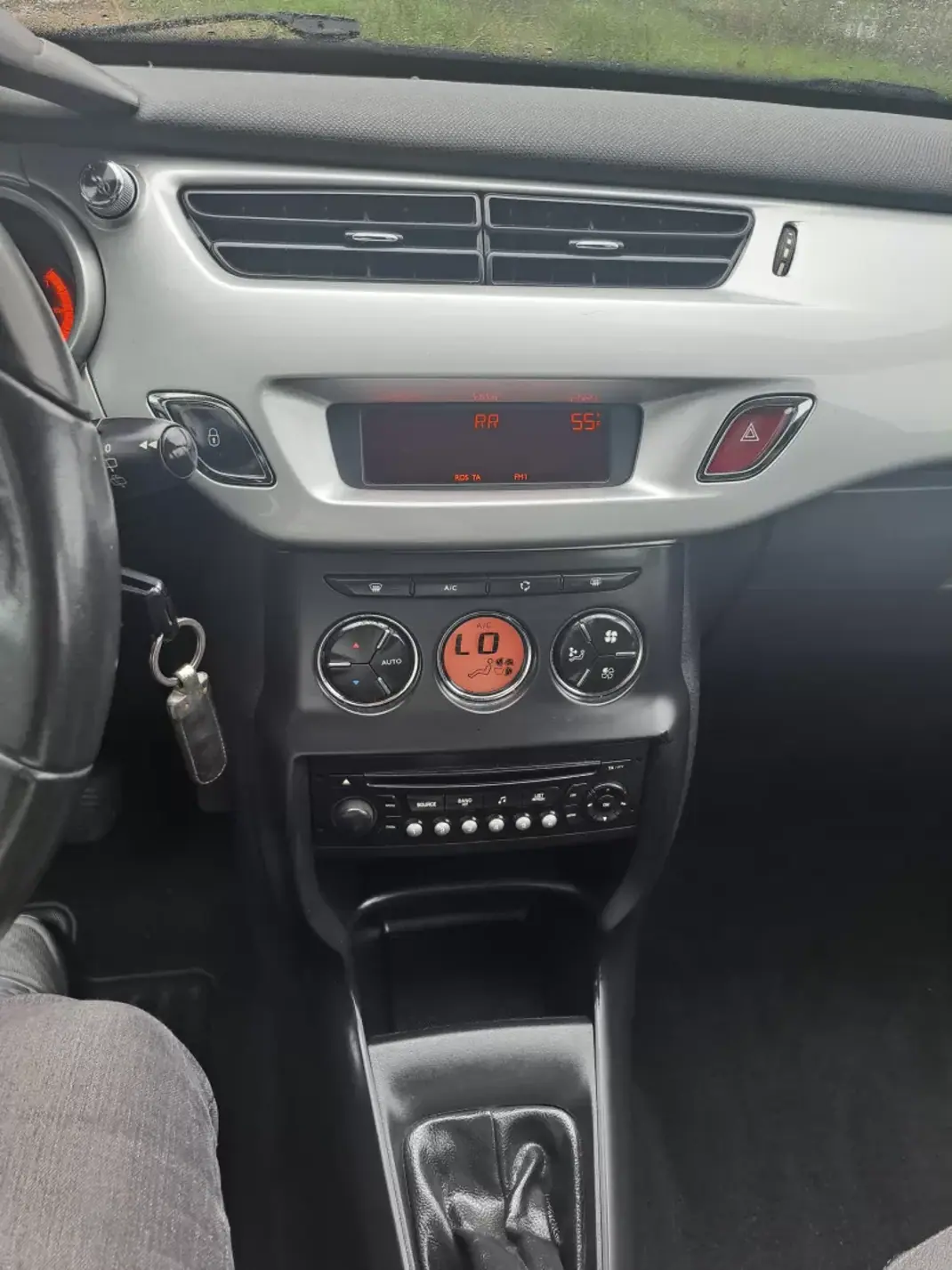 Citroën C3 VAN 2010 - 4300 EUR, 218306 km - AUTO.MOTO.pt - 218306km - foto 7 de 9