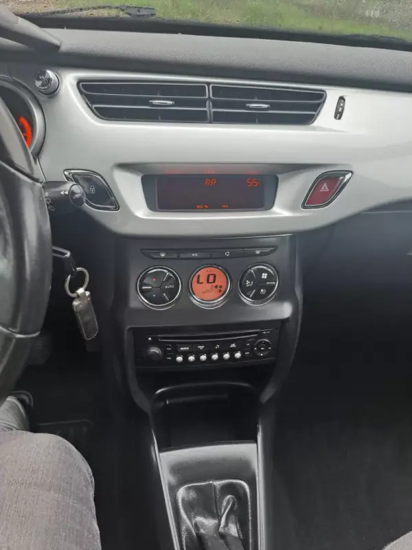 Citroën C3 VAN 2010 - 4300 EUR, 218306 km - AUTO.MOTO.pt - 218306km - foto 7 de 9
