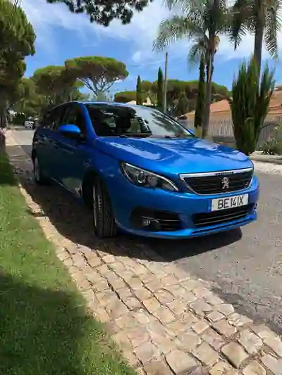 Peugeot 308 SW 2020 — foto 2 de 11