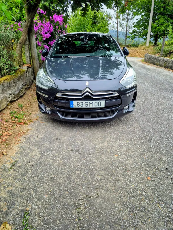 Citroën DS5 HYBRID 2012 Diesel — 233 000 km · Braga Citroën DS5 HYBRID 2012 Diesel