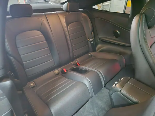 Mercedes-Benz C 220 2017 - 29900 EUR, 99500 km - 99500km - foto 10 de 13
