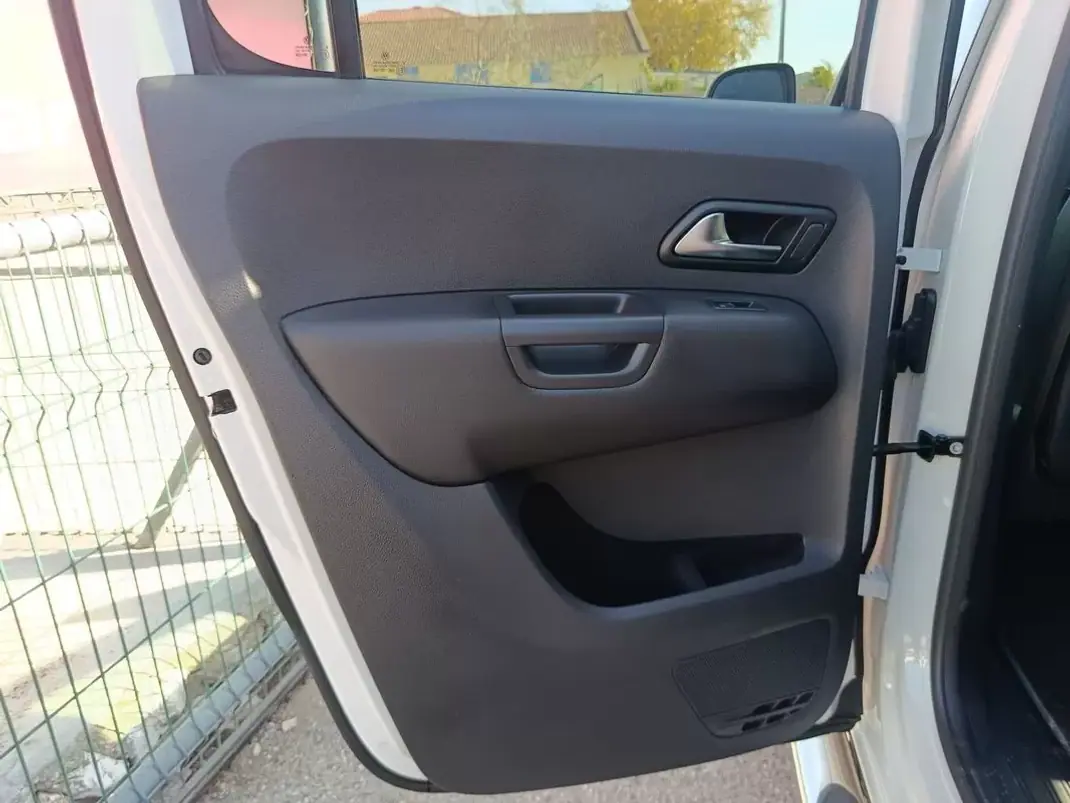 Volkswagen Amarok 2018 - 33900 EUR, 168170 km - 168170km - foto 22 de 31
