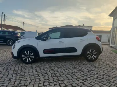 Citroën C3 2021 - 12900 EUR, 88000 km - AUTO.MOTO.pt - 88000km - foto 4 de 22