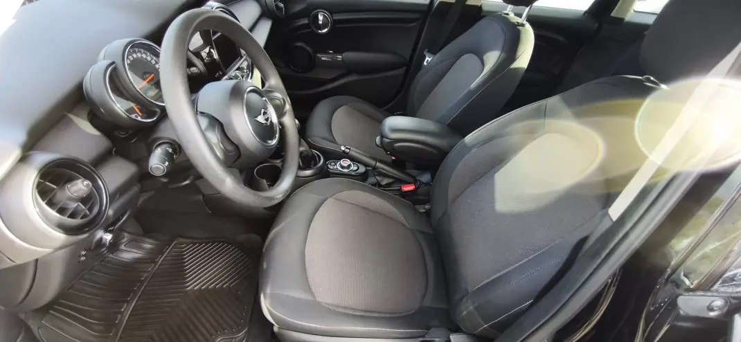 MINI 5 Portas 2016 - 12900 EUR, 190030 km - 190030km - foto 12 de 12