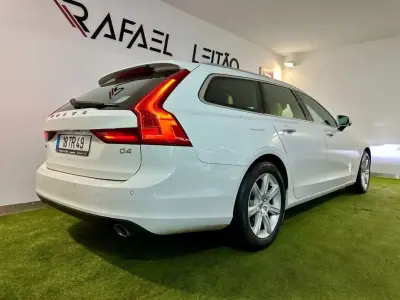 Volvo V90 2017 - 19750 EUR, 199000 km - AUTO.MOTO.pt - 199000km - foto 7 de 30