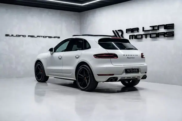 Porsche Macan 2016 - 49950 EUR, 131000 km - AUTO.MOTO.pt - 131000km - foto 8 de 53
