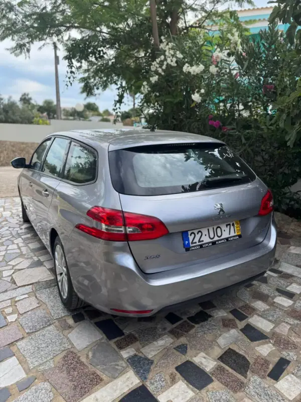 Peugeot 308 SW 2014 - 11500 EUR, 199339 km - AUTO.MOTO.pt - 199339km - foto 4 de 10