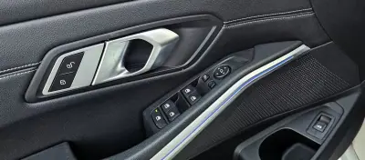 BMW 318 2020 - 28999 EUR, 100000 km - AUTO.MOTO.pt - 100000km - foto 35 de 35