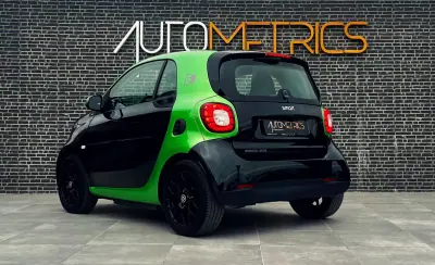 Smart Fortwo Cabrio 2017 - 11750 EUR, 74000 km - AUTO.MOTO.pt - 74000km - foto 8 de 14