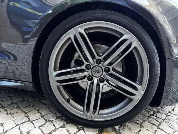 Audi A5 2013 - 21500 EUR, 246000 km - AUTO.MOTO.pt - 246000km - foto 10 de 15