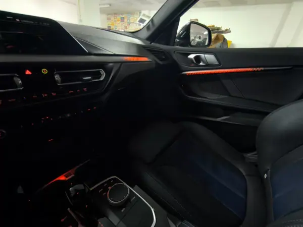 BMW 216 Gran Coupé 2023 - 26900 EUR, 144000 km - AUTO.MOTO.pt - 144000km - foto 12 de 25