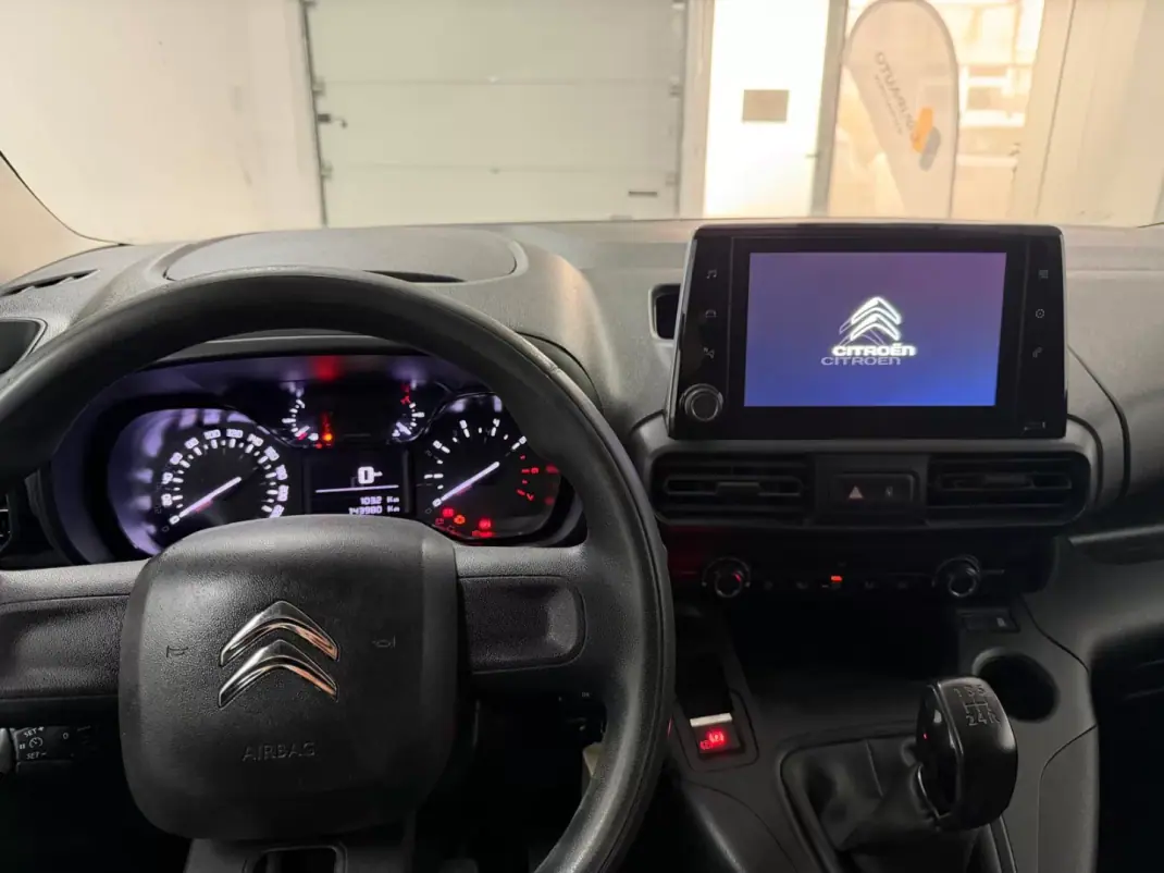 Citroën BERLINGO VAN XL 1.5 BLUE HDI 3 LUGARES 2019 - 12990 EUR, 143000 km - AUTO.MOTO.pt - 143000km - foto 13 de 25