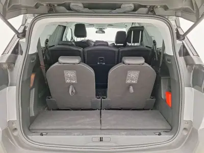 Peugeot 5008 2020 - 19990 EUR, 96918 km - AUTO.MOTO.pt - 96918km - foto 10 de 10