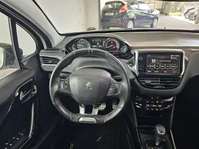 Peugeot 2008 2019 - 12850 EUR, 138694 km - AUTO.MOTO.pt - 138694km - foto 32 de 35