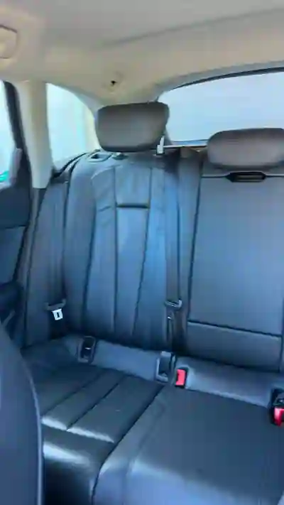 Audi A4 Avant 2016 - 17000 EUR, 143000 km - 143000km - foto 12 de 15