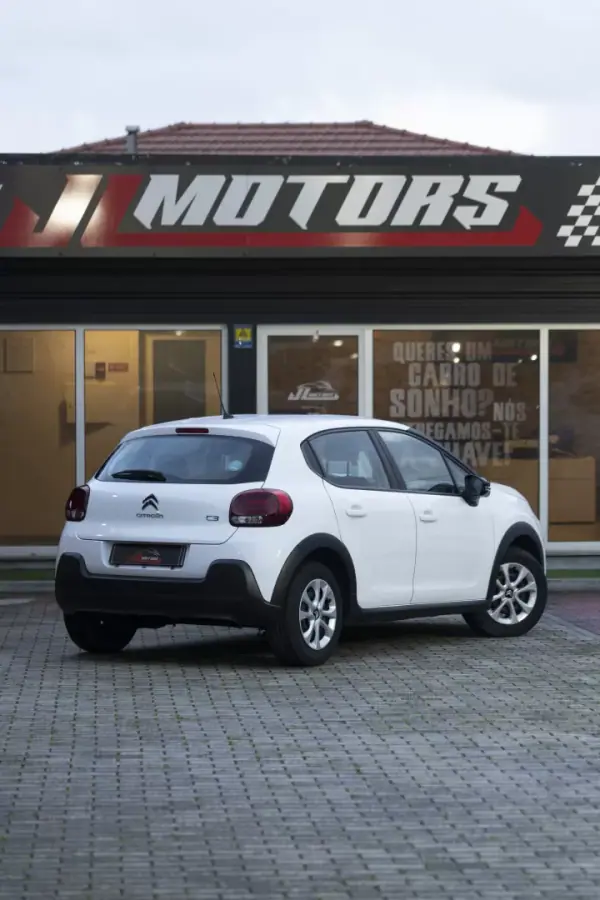 Citroën C3 2018 - 9500 EUR, 130900 km - AUTO.MOTO.pt - 130900km - foto 22 de 26