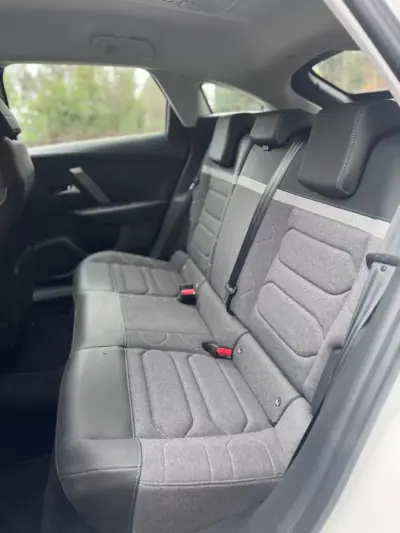 Citroën C4 2023 - 21500 EUR, 131039 km - AUTO.MOTO.pt - 131039km - foto 10 de 19