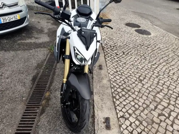 2025 - 2880 EUR, 3300 km - AUTO.MOTO.pt - 3300km - foto 11 de 16