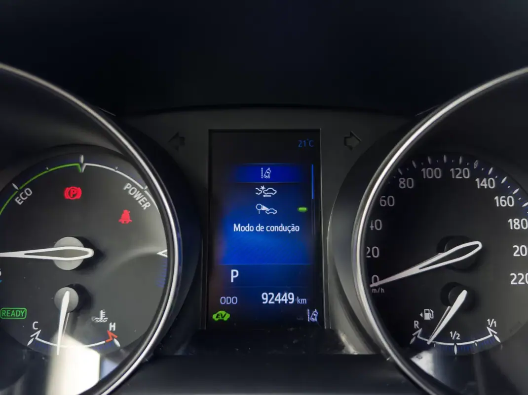 Toyota C-HR 2019 - 22990 EUR, 92000 km - AUTO.MOTO.pt - 92000km - foto 31 de 43