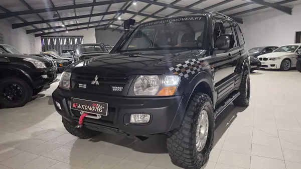 Mitsubishi Pajero 2000 - 22500 EUR, 387561 km - AUTO.MOTO.pt - 387561km - foto 2 de 50