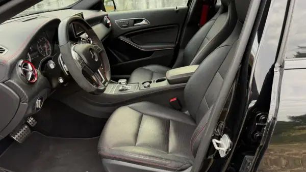 Mercedes-Benz A 45 AMG 2015 - 30500 EUR, 134000 km - AUTO.MOTO.pt - 134000km - foto 4 de 22