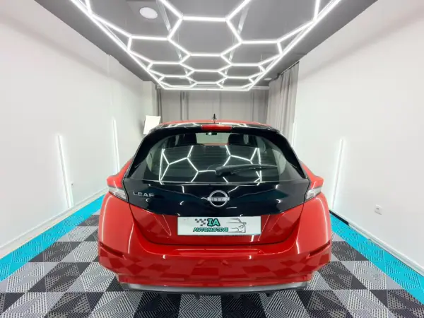 Nissan Leaf 2023 - 15750 EUR, 51000 km - AUTO.MOTO.pt - 51000km - foto 7 de 24