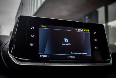 Peugeot e-2008 2021 - 20850 EUR, 60050 km - AUTO.MOTO.pt - 60050km - foto 41 de 44