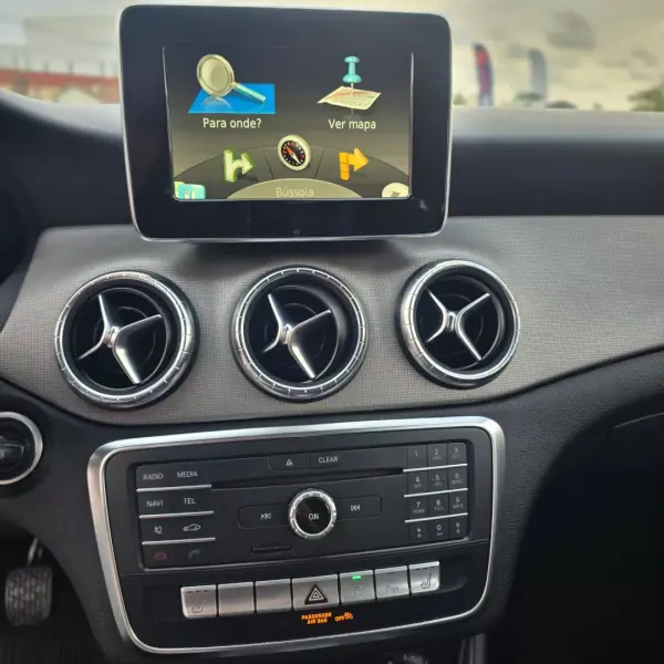 Mercedes-Benz CLA 180 2017 - 18950 EUR, 184855 km - AUTO.MOTO.pt - 184855km - foto 19 de 24