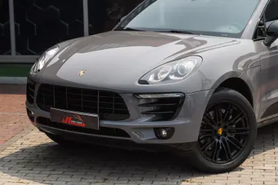 Porsche Macan 2015 - 43900 EUR, 152799 km - AUTO.MOTO.pt - 152799km - foto 5 de 27