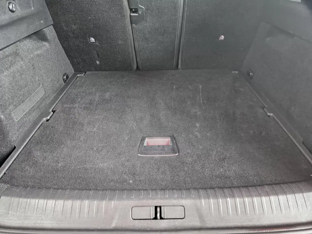 Peugeot 3008 2024 - 29999 EUR, 25000 km - AUTO.MOTO.pt - 25000km - foto 15 de 16