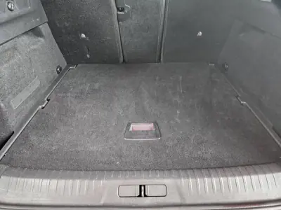 Peugeot 3008 2024 - 29999 EUR, 25000 km - AUTO.MOTO.pt - 25000km - foto 15 de 16