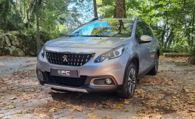 Peugeot 2008 2017 - 12450 EUR, 96000 km - AUTO.MOTO.pt - 96000km - foto 4 de 27