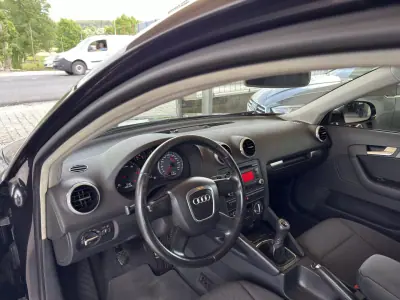 Audi A3 Sportback 2010 - 11500 EUR, 143558 km - AUTO.MOTO.pt - 143558km - foto 15 de 29