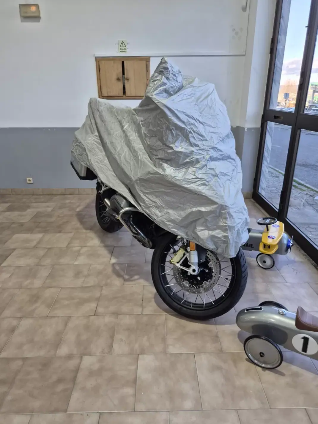 BMW R 1200 GS Adventure 2018 - 16000 EUR, 38000 km - AUTO.MOTO.pt - 38000km - foto 14 de 43