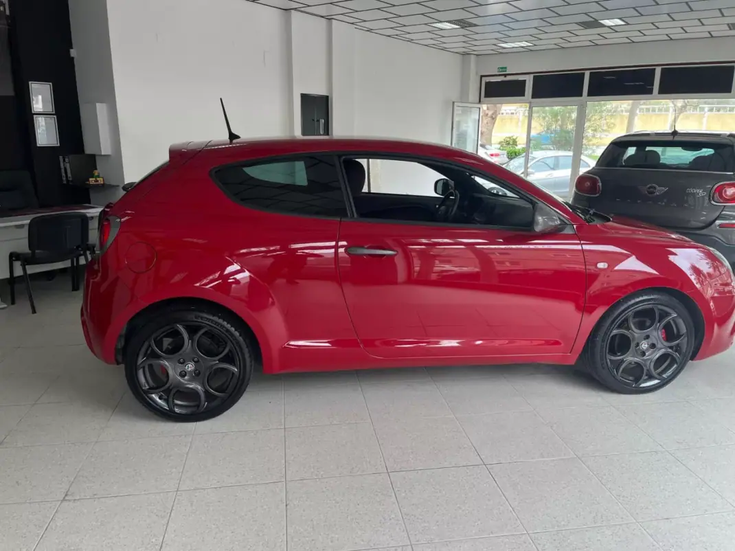 Alfa Romeo MiTo 2017 - 11750 EUR, 108340 km - AUTO.MOTO.pt - 108340km - foto 5 de 10