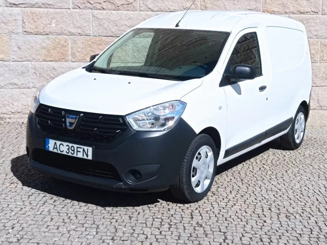 Dacia Dokker 2020 - 11790 EUR, 121000 km - AUTO.MOTO.pt - 121000km - foto 1 de 12