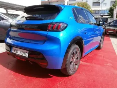 Peugeot e-208 2021 - 18000 EUR, 85265 km - AUTO.MOTO.pt - 85265km - foto 6 de 40